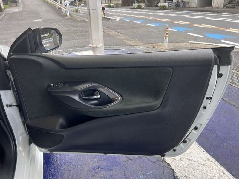 GR YARIS