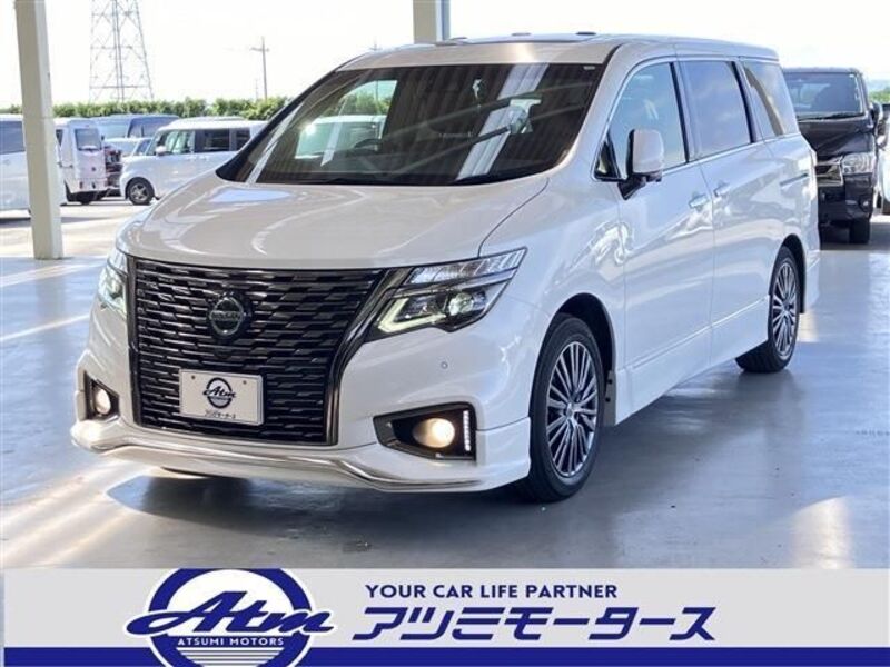 NISSAN ELGRAND