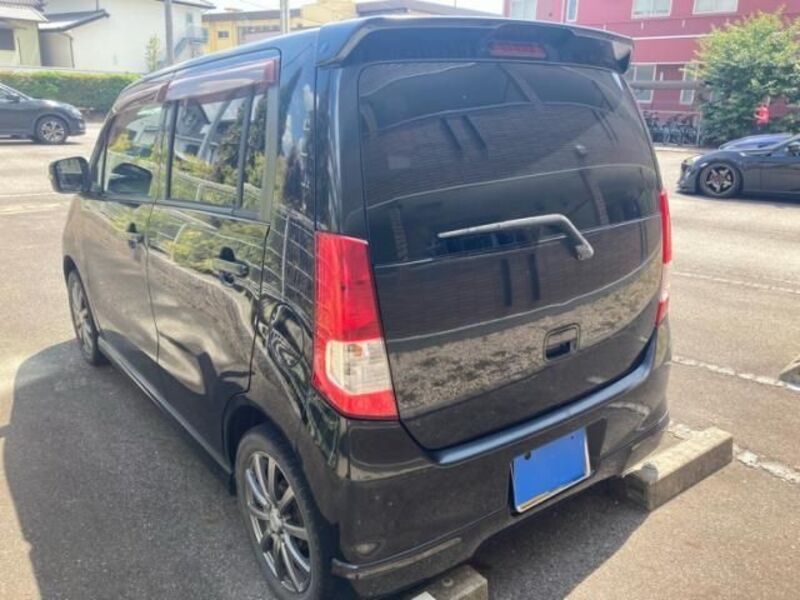 WAGON R