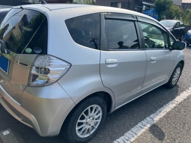 FIT HYBRID