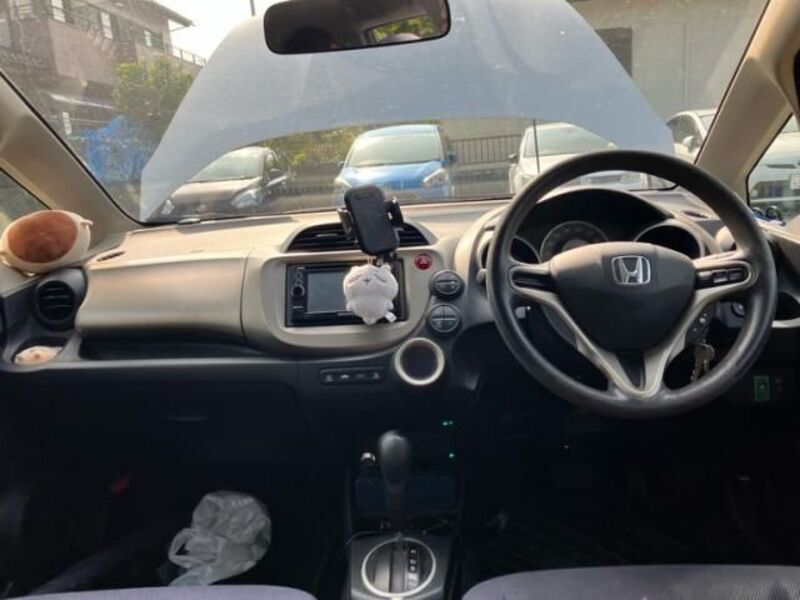 FIT HYBRID