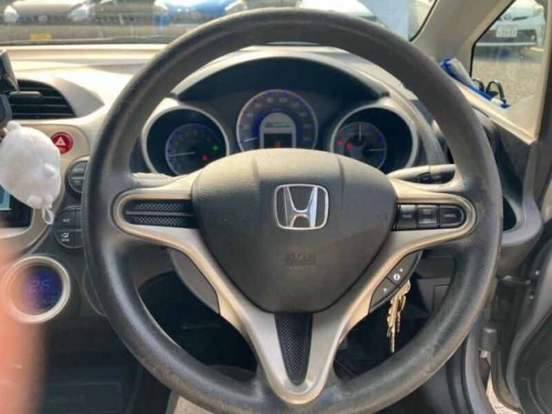 FIT HYBRID