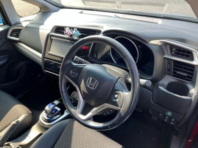 FIT HYBRID
