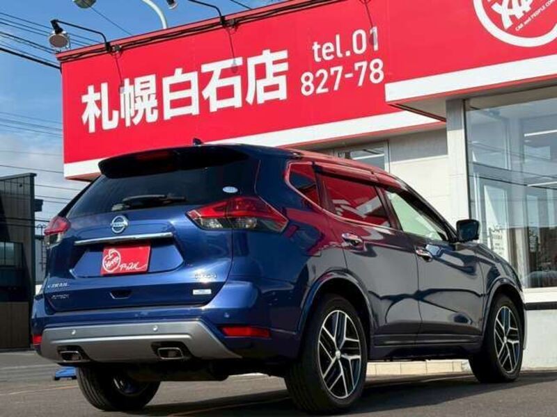 X-TRAIL