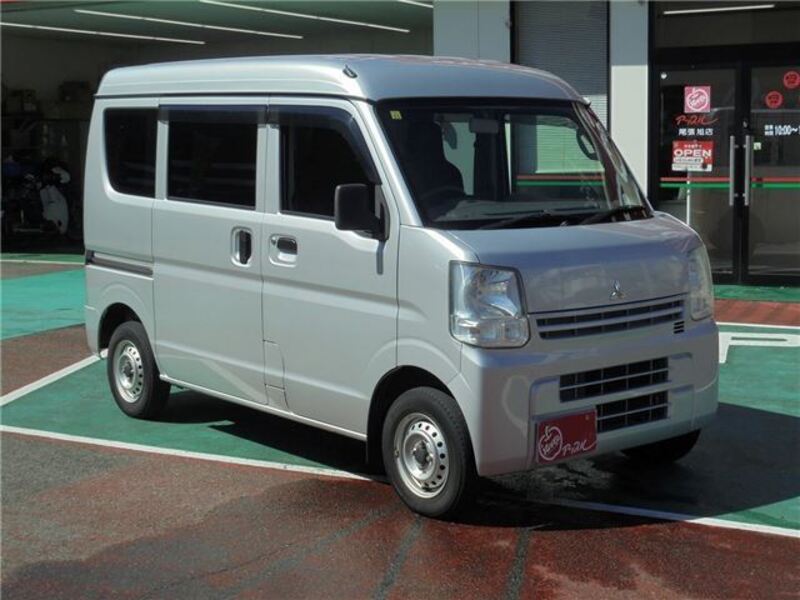MINICAB VAN