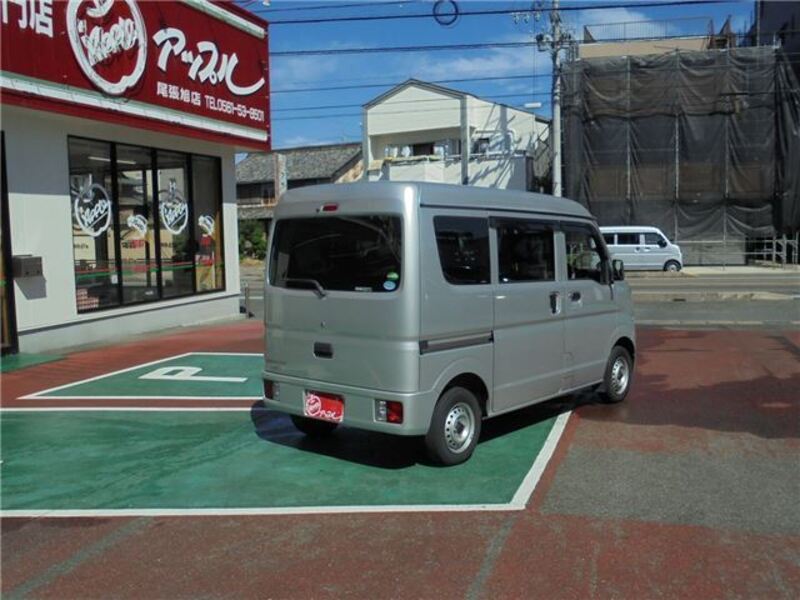 MINICAB VAN