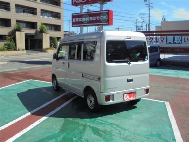 MINICAB VAN