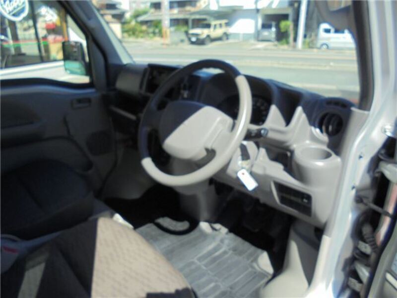 MINICAB VAN