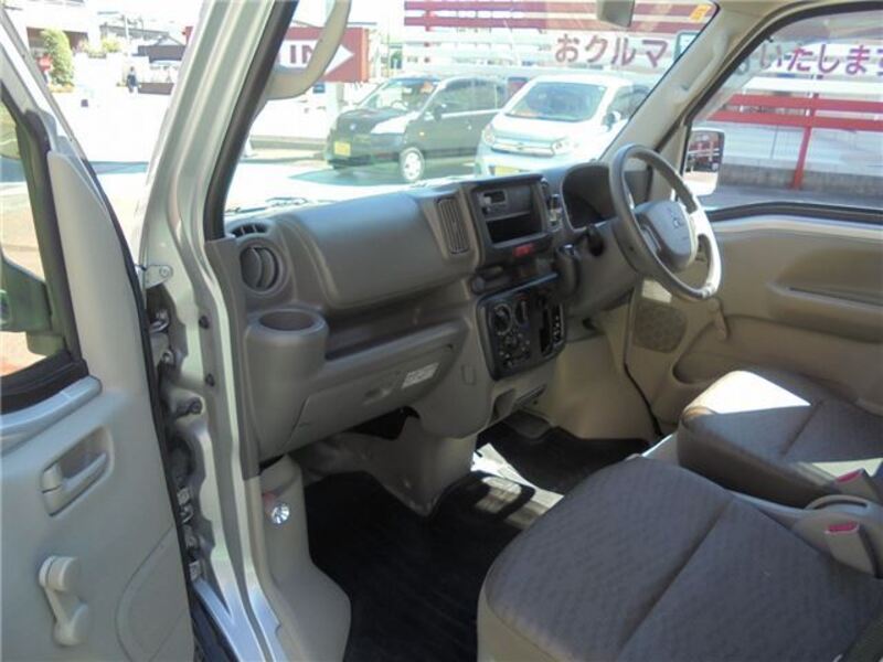 MINICAB VAN