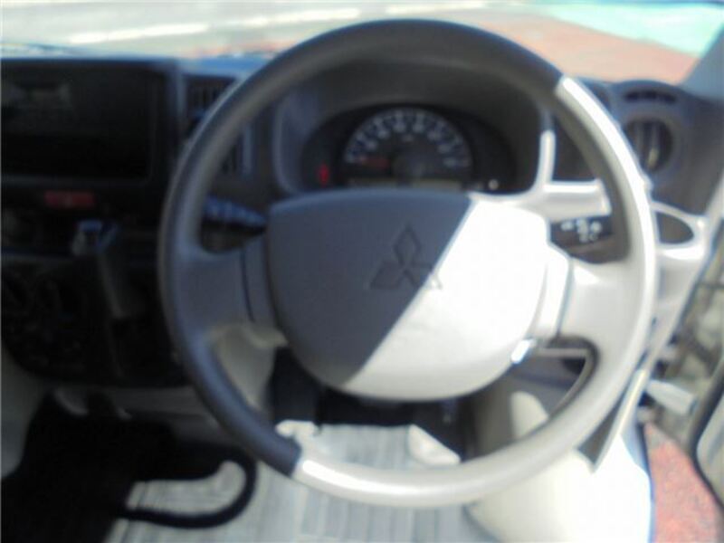 MINICAB VAN