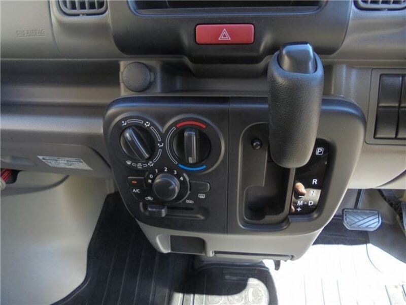 MINICAB VAN