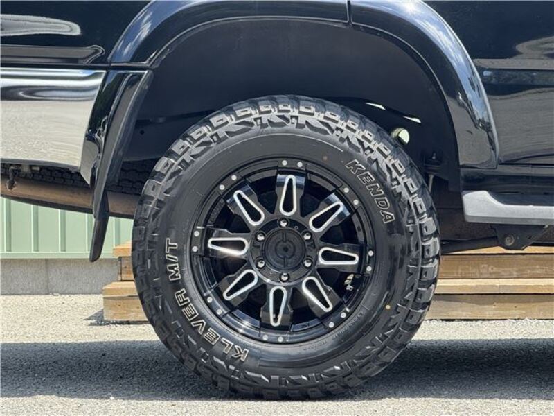 HILUX SURF