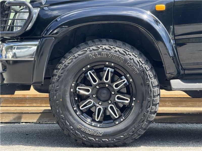 HILUX SURF