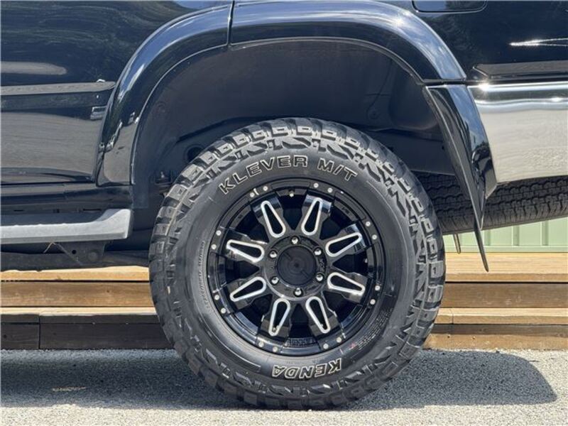 HILUX SURF