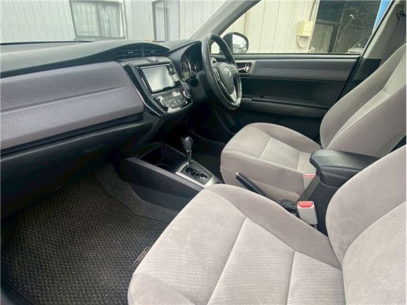 COROLLA AXIO