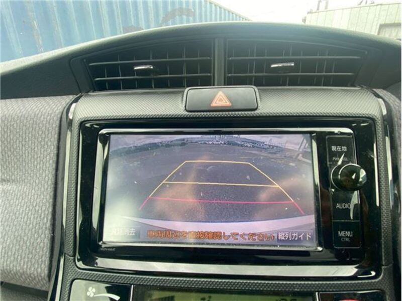 COROLLA AXIO