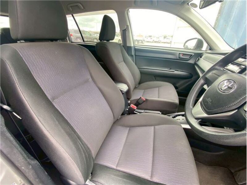 COROLLA FIELDER