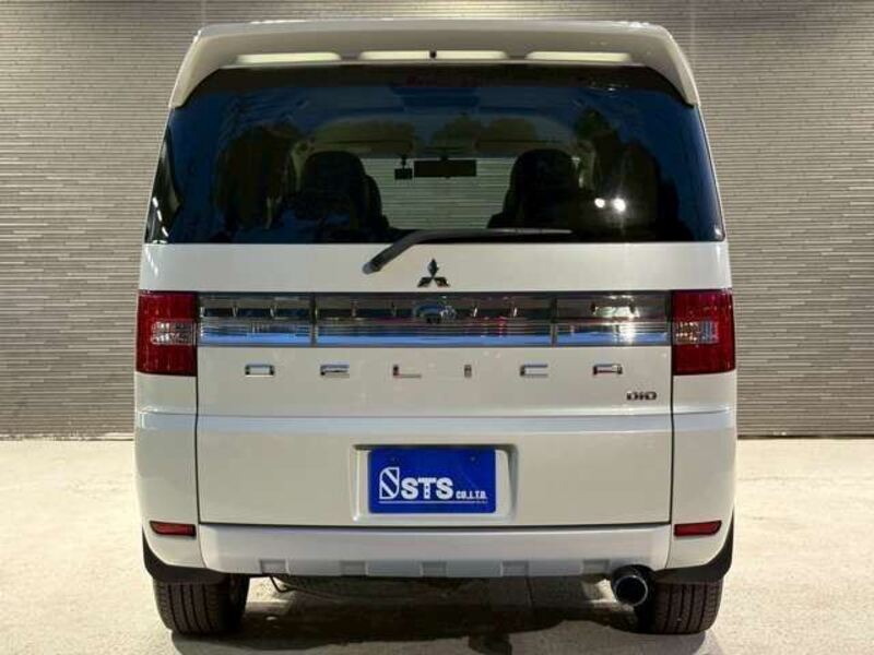 DELICA D5