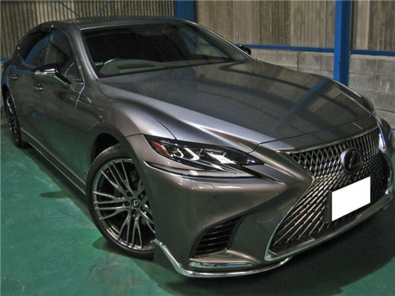 LEXUS LS