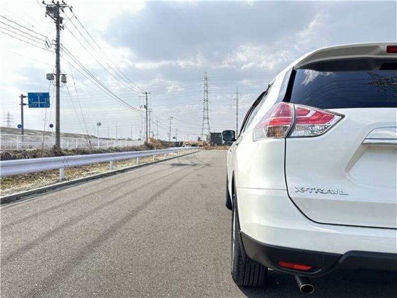 X-TRAIL