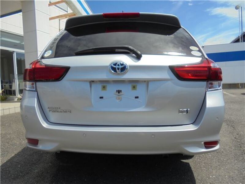 COROLLA FIELDER