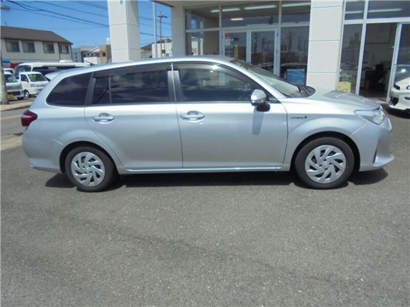 COROLLA FIELDER