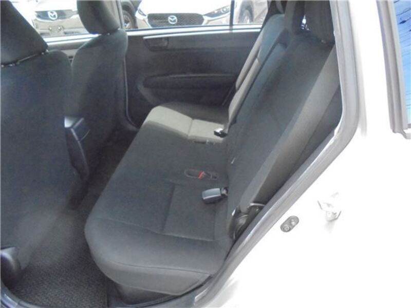 COROLLA FIELDER