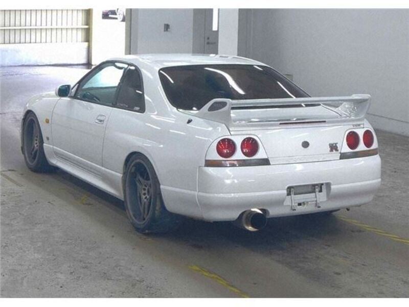 SKYLINE