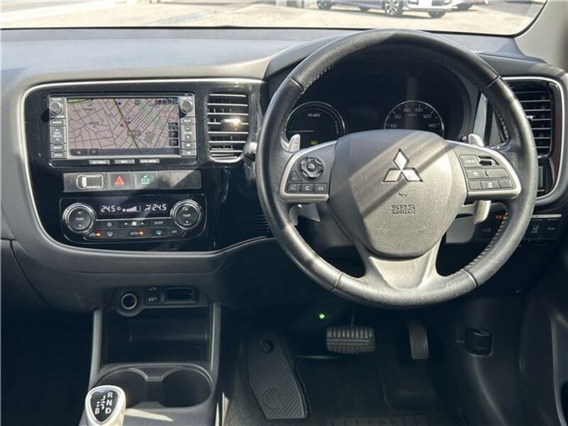 OUTLANDER PHEV