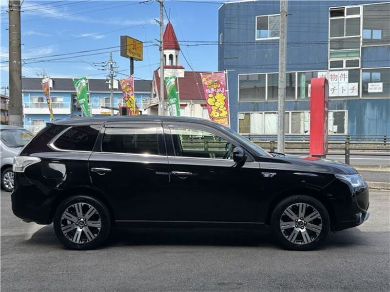 OUTLANDER PHEV
