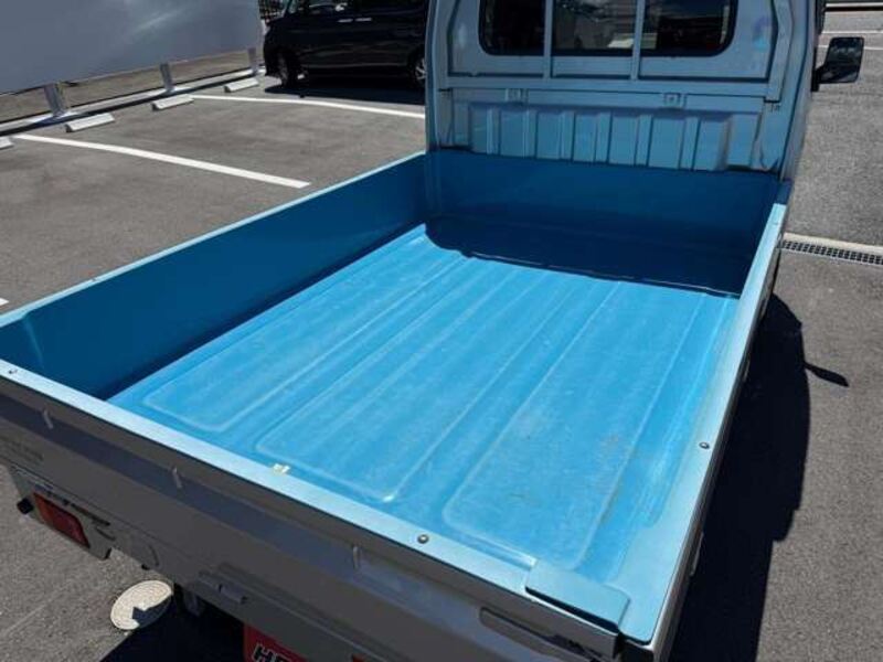 MINICAB TRUCK