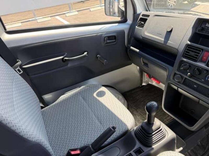 MINICAB TRUCK