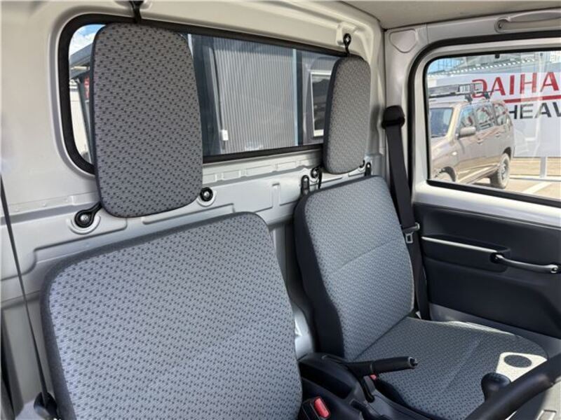 MINICAB TRUCK
