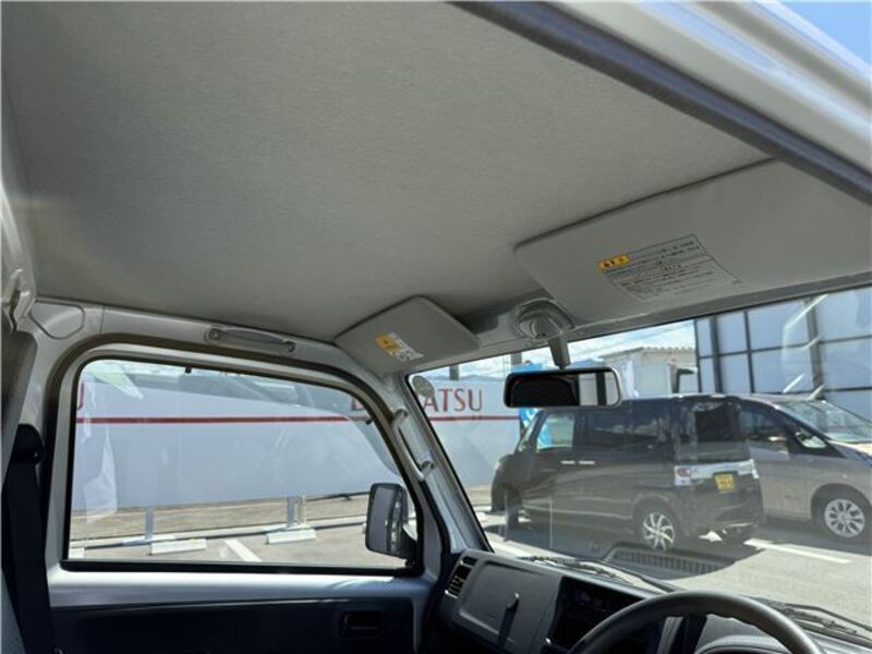 MINICAB TRUCK