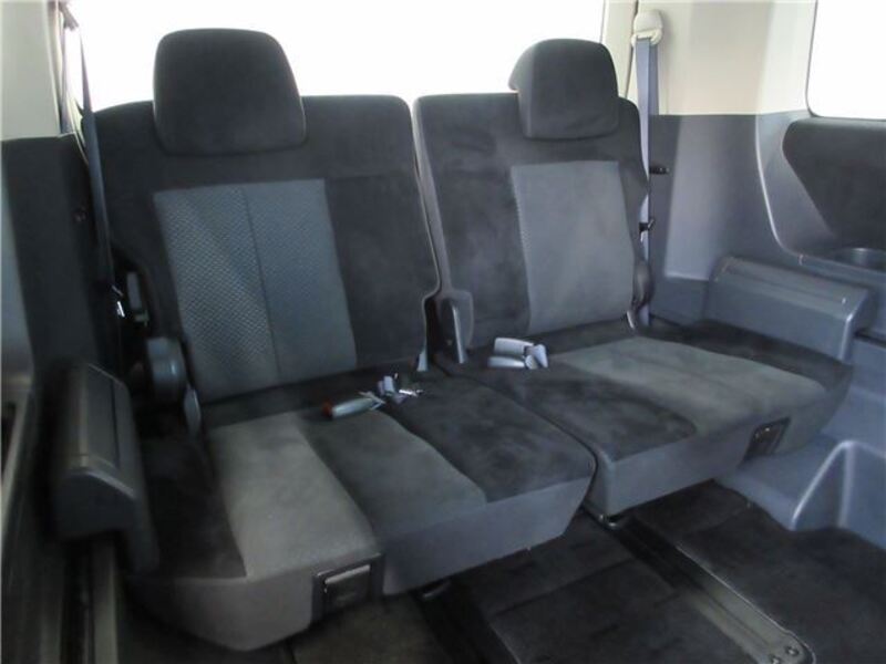 DELICA D5