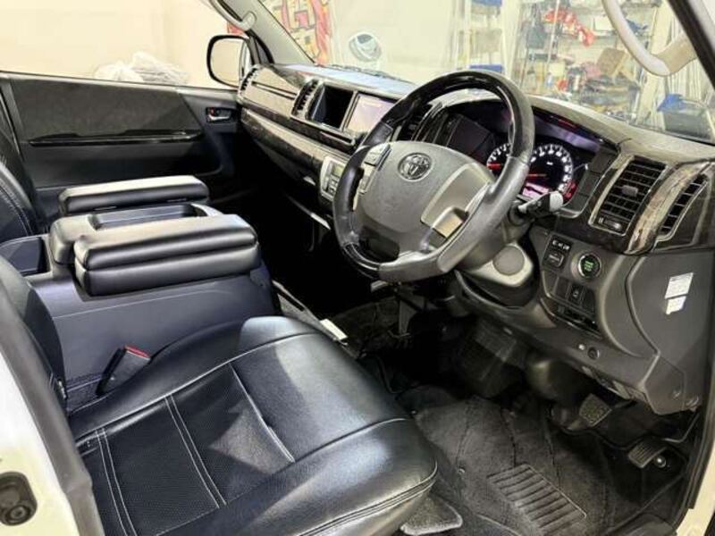 HIACE