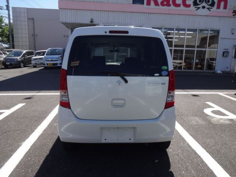 WAGON R
