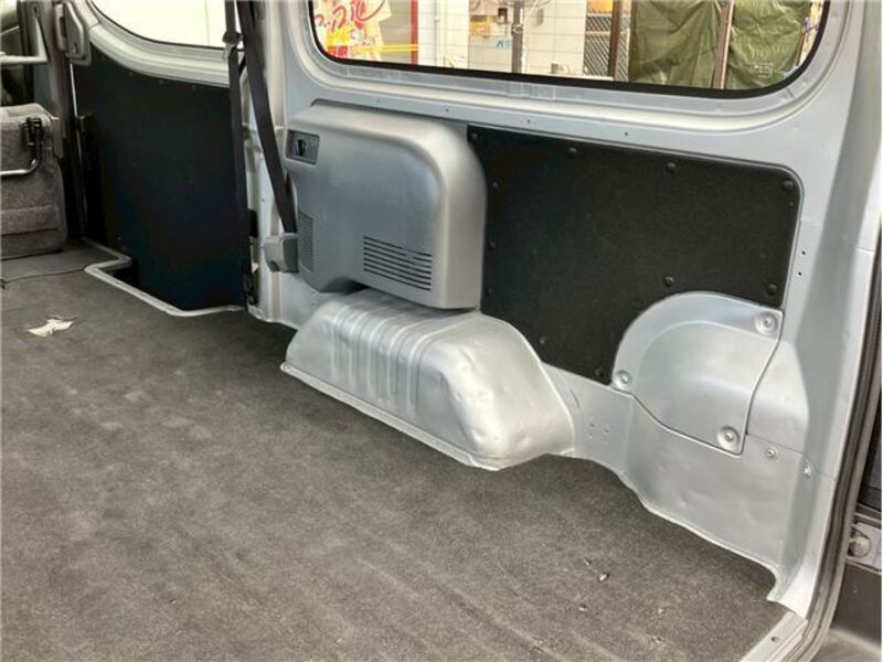 NV350 CARAVAN