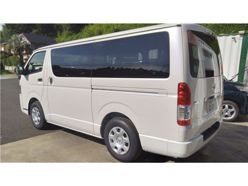 HIACE