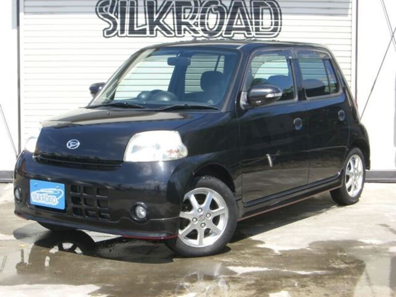 DAIHATSU ESSE