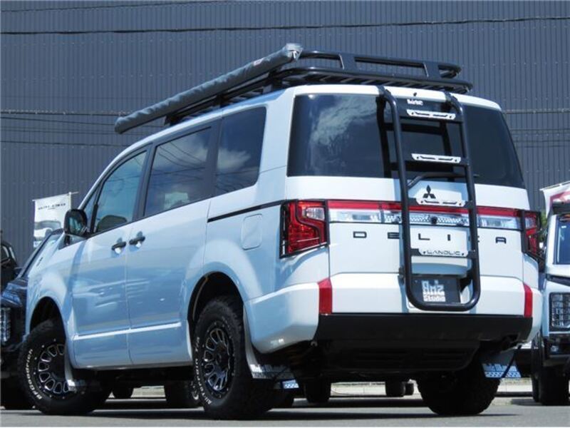 DELICA D5