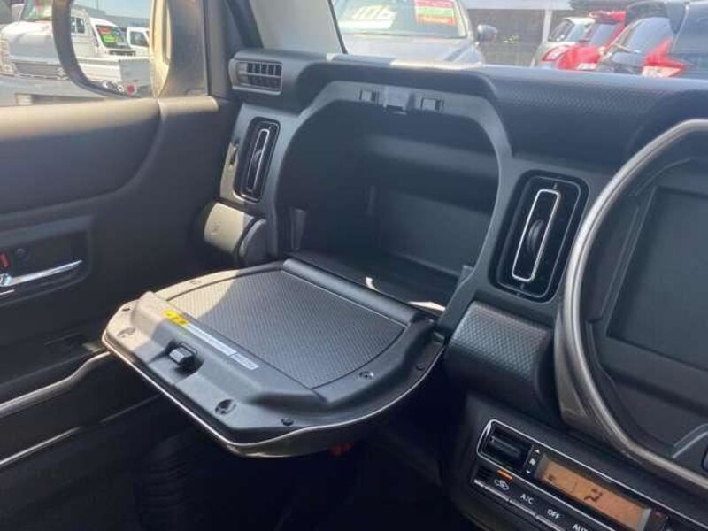 HUSTLER