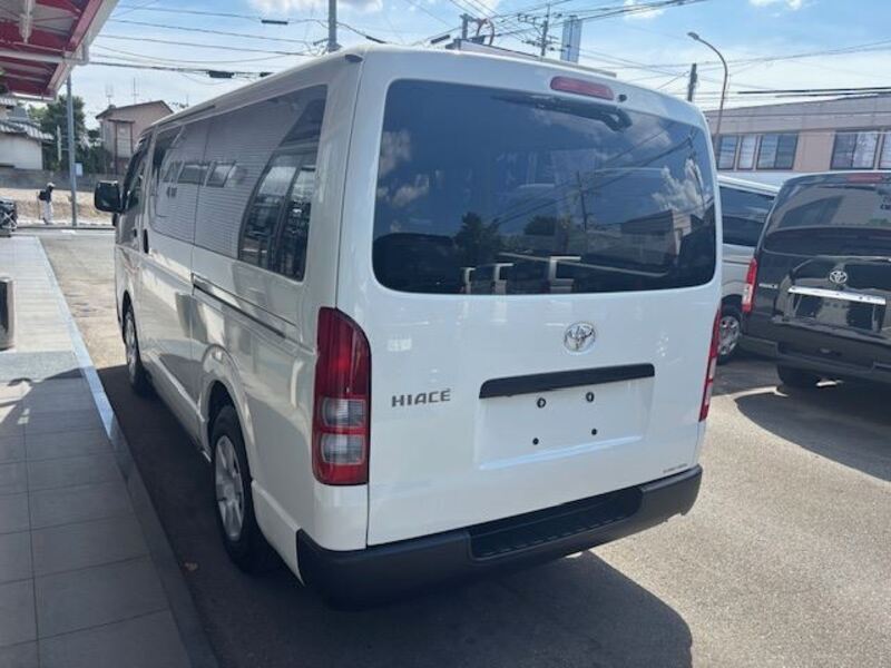 HIACE VAN