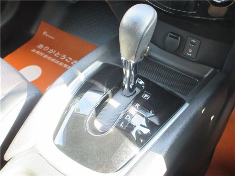X-TRAIL
