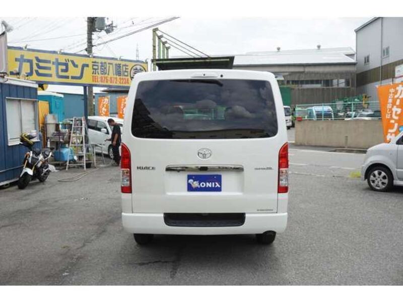 HIACE VAN