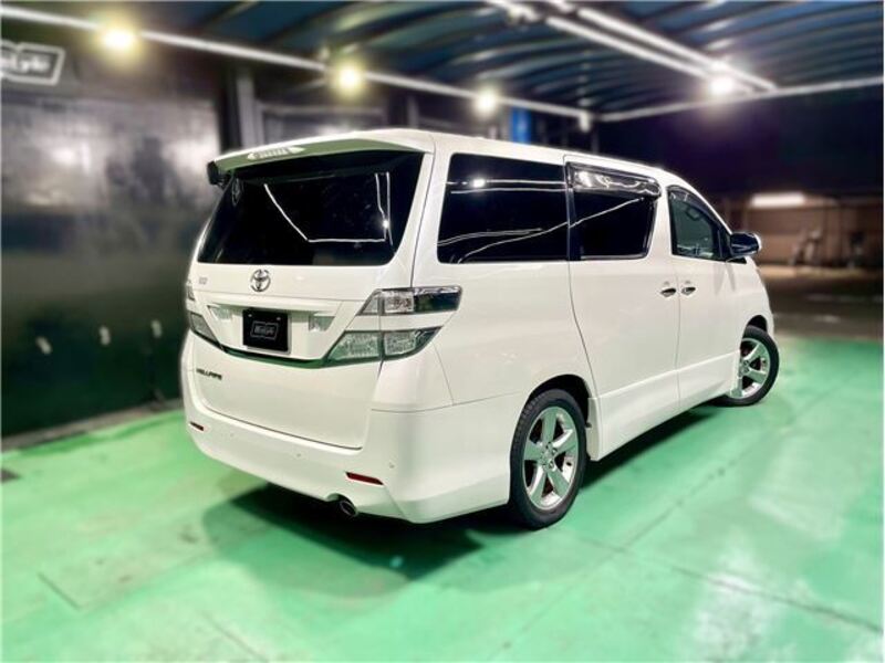 VELLFIRE