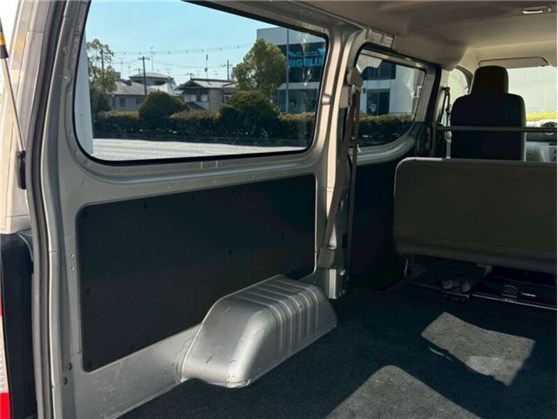 NV350 CARAVAN