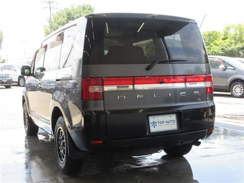 DELICA D5