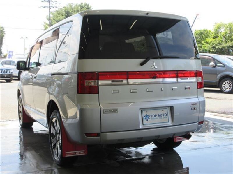 DELICA D5