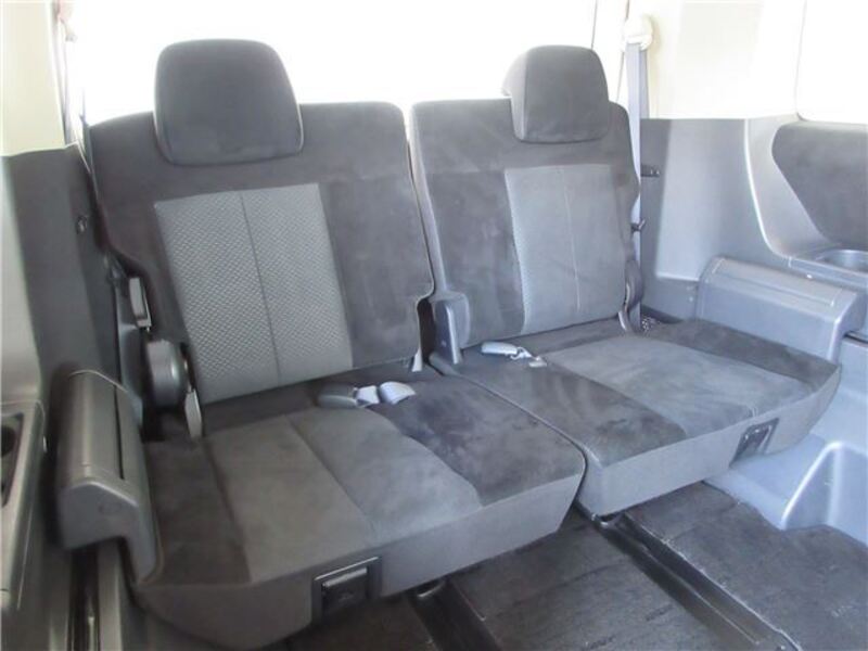 DELICA D5